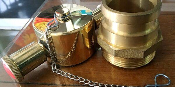 ข้อต่อสวมเร็วหัวรับน้ำดับเพลิงและฝาปิดพร้อมโซ่