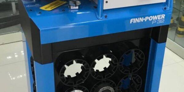 การเตรียมเครื่องอัดสายไฮดรอลิคก่อนส่งมอบ Testing work before delivery of FINN POWER P32 NEW Design
