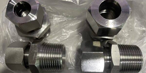 Straight DIAMETER DIFFERENCE SUS Male Connector /SS BSPT ( ข้อต่อตรงตาไก่ กัดแป็บ-เกลียวนอก : กระโดดไซด์ SUS | Adapter Adapter : Male Stud thread ข้อต่อตรง ตาไก่ X BSPT ( Stainless Steel ) | 1DT-SPRN-SS