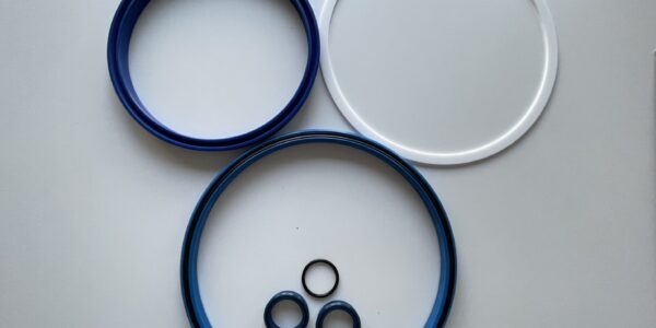 งาน ชุด: ซีลกระบอก ซีลลูกสูบ Polyurethane U-Cup PU Seal / Seal kit for P32 cylinder Finnpower _ FINN P32 Seal Kit -P32