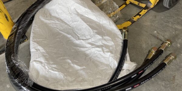 สายไฮดรอลิค 2 ชั้น-08 EN 857 2SC-08 (TS2SC-08) ผิวมัน , 2SC ( SC = SUPERCOMPACT ) สายไฮดรอลิค HYD 2 ชั้น สเปค 2SC ให้ตัวได้ดี