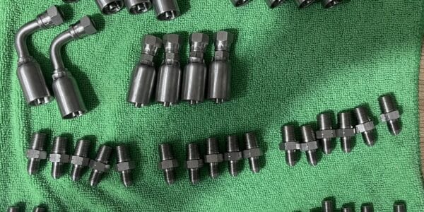 งานทำ หัวสแตนเลส + ข้อต่อสแตนเลส สำหรับนำไปทำสายประกอบไฮดรอลิค ( HYD. Hose Assy. Parts ) งาน HYD HOSE ASS’Y & FITTING FOR DIFFERENTIAL PRESSURE SWITCH